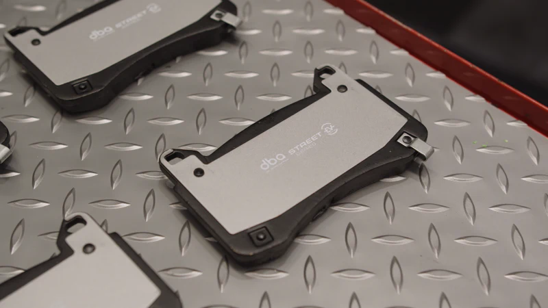 DBA 11-14 Chrysler 200 Front Street Series Brake Pads - Image 4